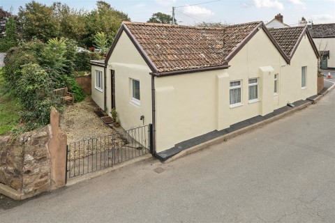 Click the photo for more details of North Lane, Bickington