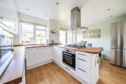 Click the photo for more details of Oak Close, Towcester, NN12