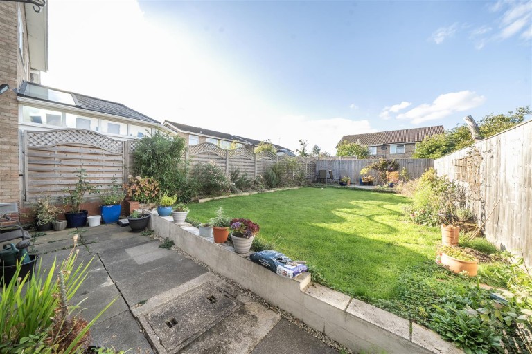 Images for Oak Close, Towcester, NN12