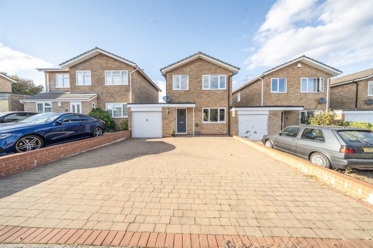 Images for Oak Close, Towcester, NN12