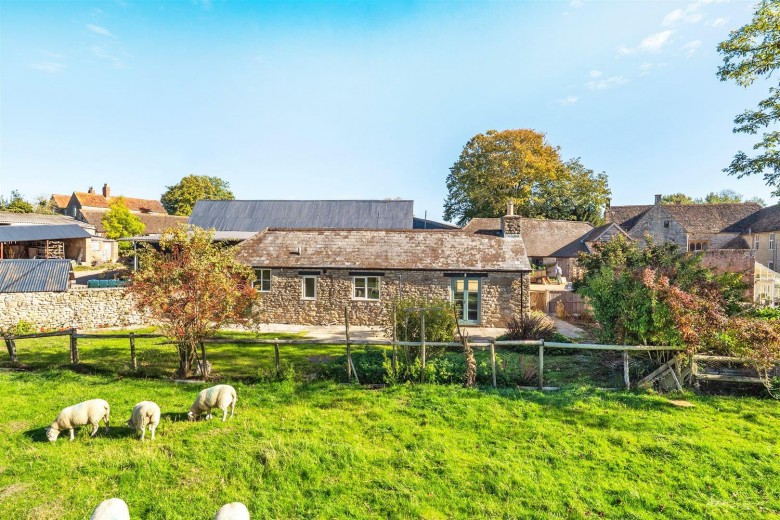 Click the photo for more details of Purse Caundle, Sherborne