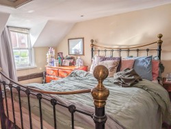 Images for Mill Hill, Newmarket