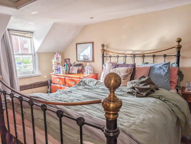 Images for Mill Hill, Newmarket