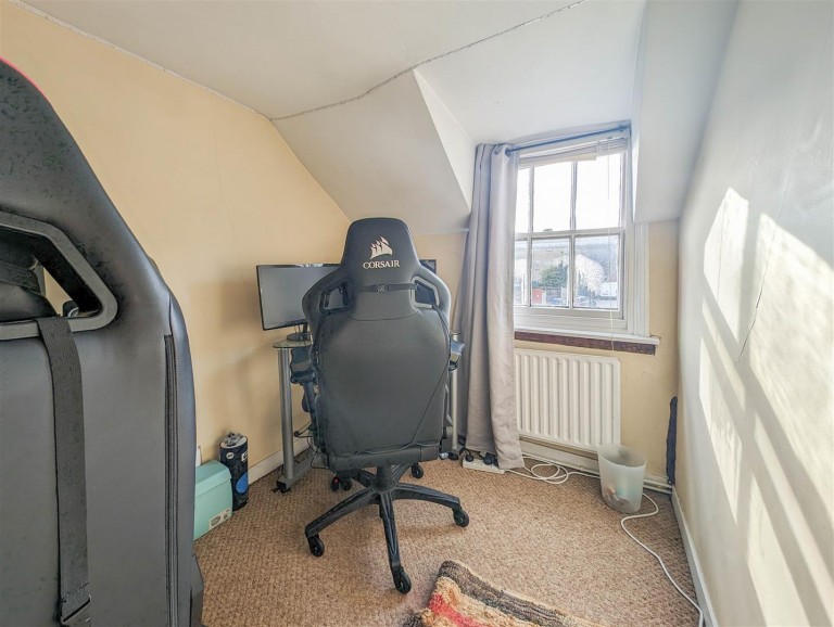 Images for Mill Hill, Newmarket
