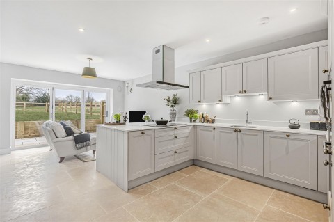 Click the photo for more details of Ibstone, Buckinghamshire