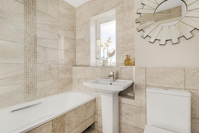Images for Jay Close, Haverhill
