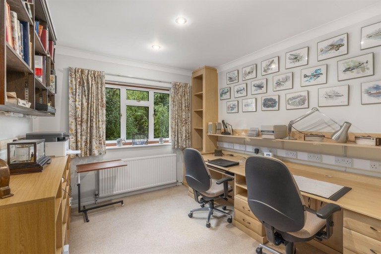 Images for Holland Rise, Kings Sutton, Banbury