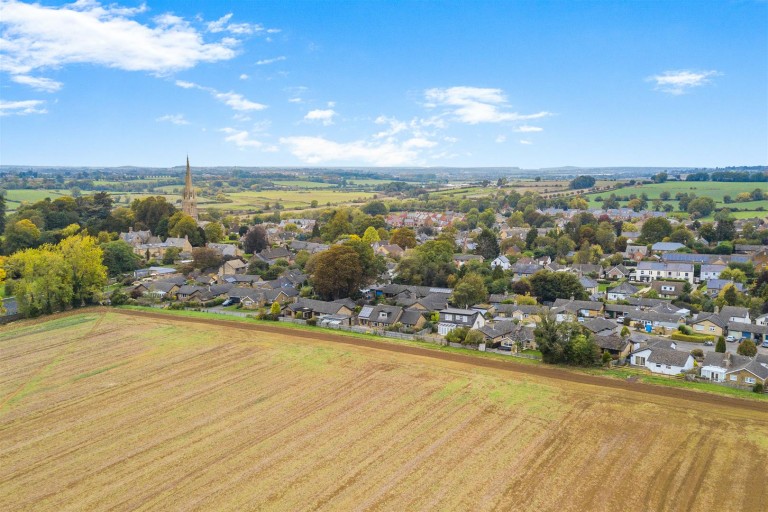 Images for Holland Rise, Kings Sutton, Banbury