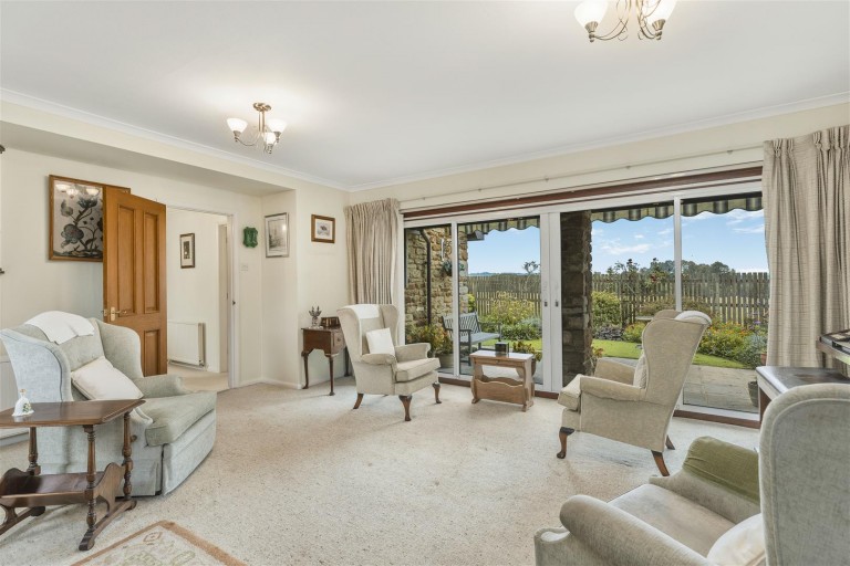 Images for Holland Rise, Kings Sutton, Banbury