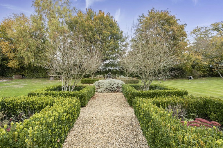 Images for Southend near Henley-On-Thames