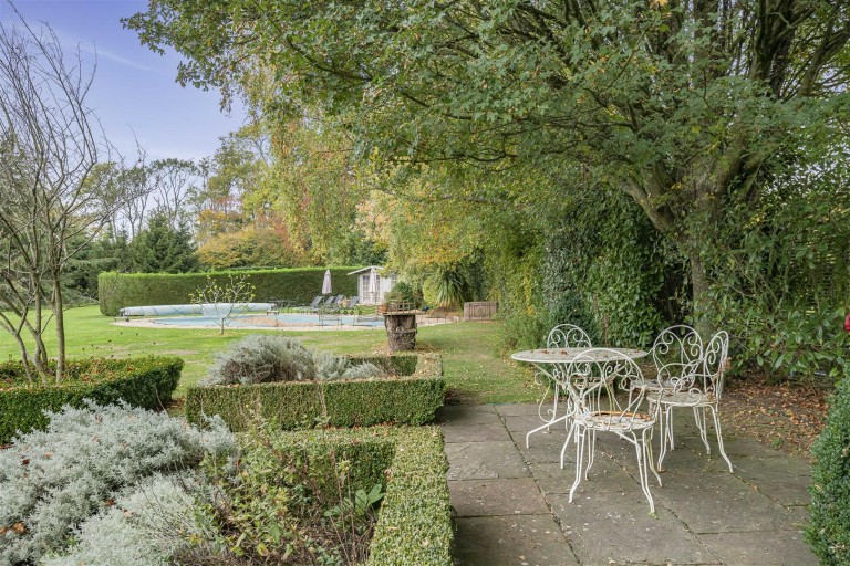 Images for Southend near Henley-On-Thames