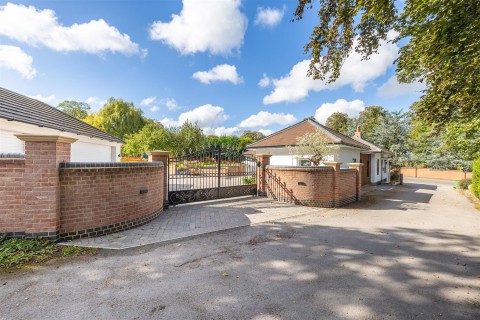 Click the photo for more details of Measham Road, Ashby-De-La-Zouch, LE65