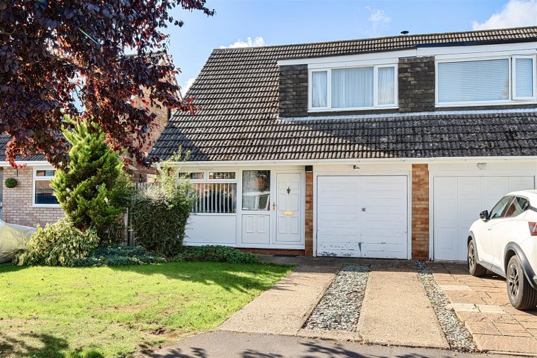 Click the photo for more details of Wolsey Road, Rugby, CV22