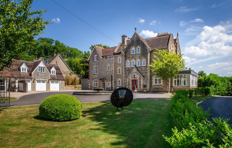Click the photo for more details of Church Hill, Buckhorn Weston, Gillingham