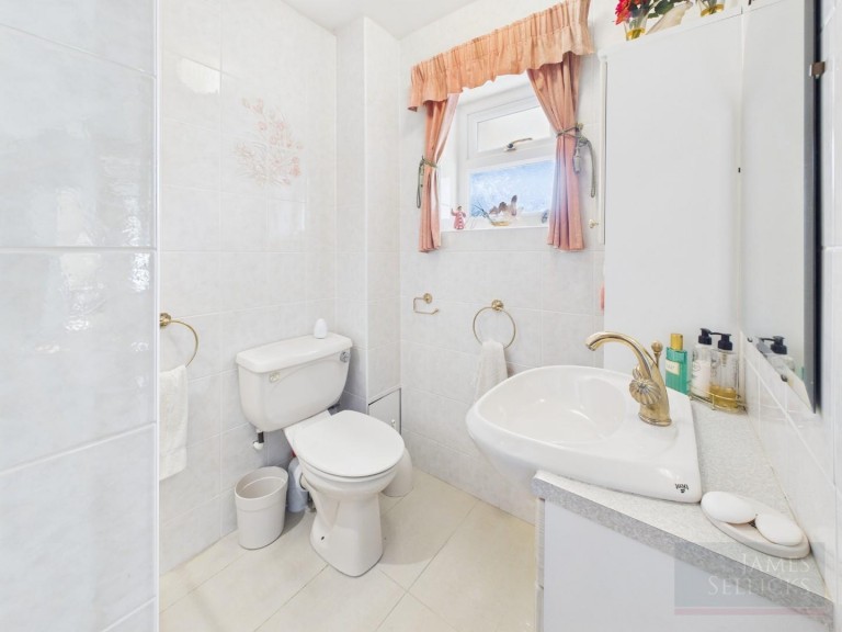 Images for Higher Green, Great Glen, Leicestershire