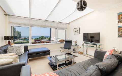 Click the photo for more details of Baring Road, Cowes