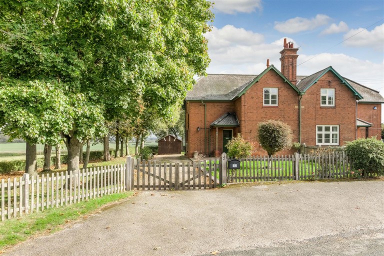 Images for Clifton Lane Cottages, Thorpe Constantine, B79