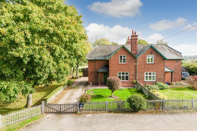 Images for Clifton Lane Cottages, Thorpe Constantine, B79