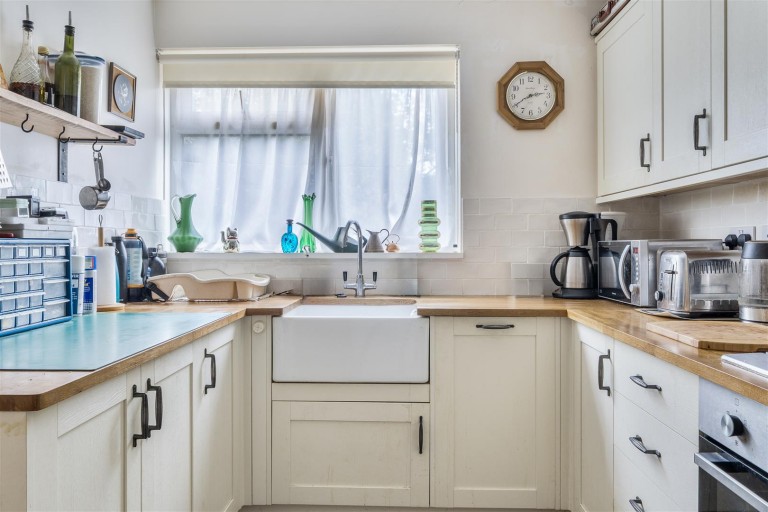 Images for Abbeville Close, Exeter