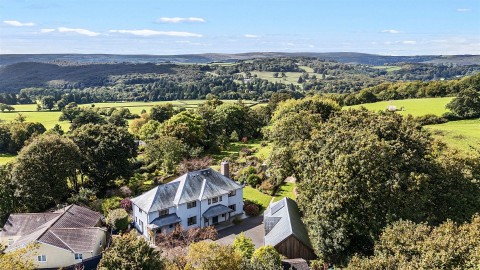 Click the photo for more details of Hele Cross, Ashburton