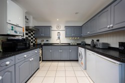 Images for Afton Barns, Freshwater