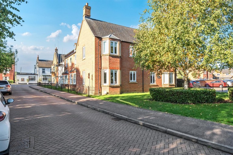 Images for Reffield Close, Towcester, NN12