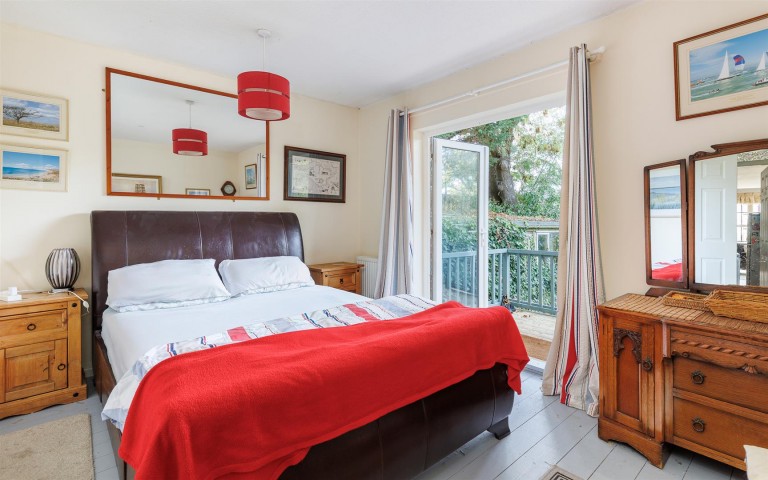 Images for Gurnard, Isle of Wight