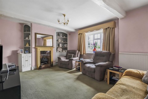 Click the photo for more details of Main Street, Hannington, Northampton, NN6