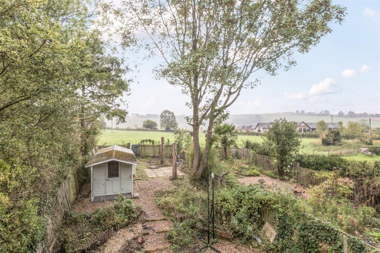 Images for Faulstone Lane, Bishopstone, Salisbury