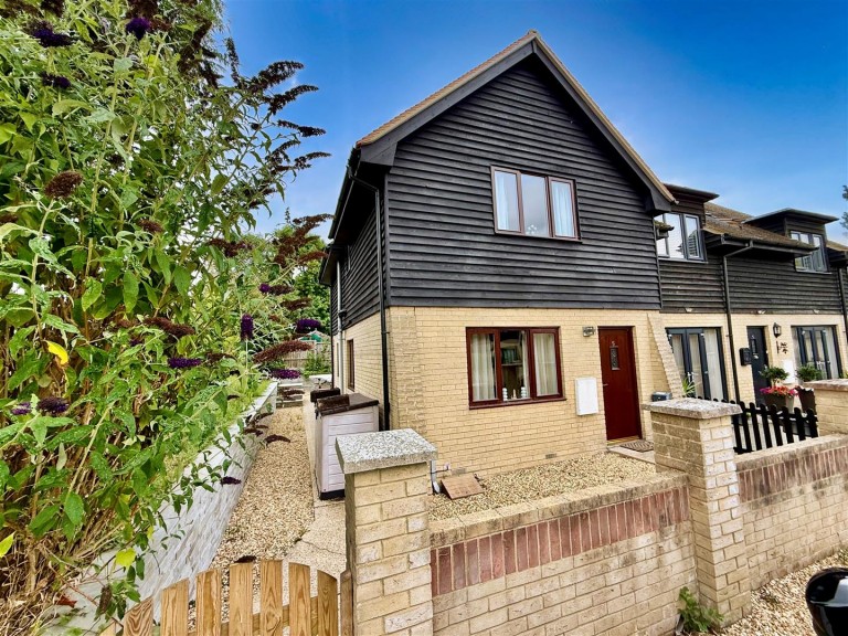 Images for Totland Bay,Isle of Wight