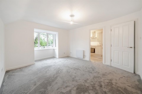 Click the photo for more details of Islington Road, Towcester, NN12