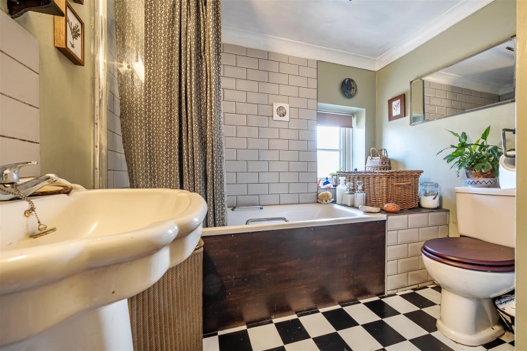 Images for Barneys Close, Charmouth, Bridport