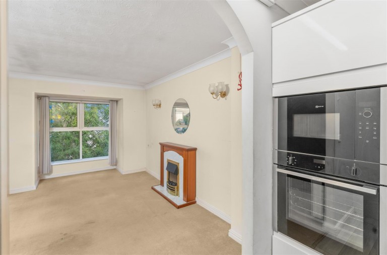 Images for Chamberlaine Court, Spiceball Park Road, Banbury