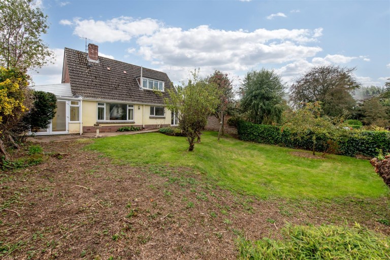 Images for 16 Church Lane, Bicknoller, Taunton