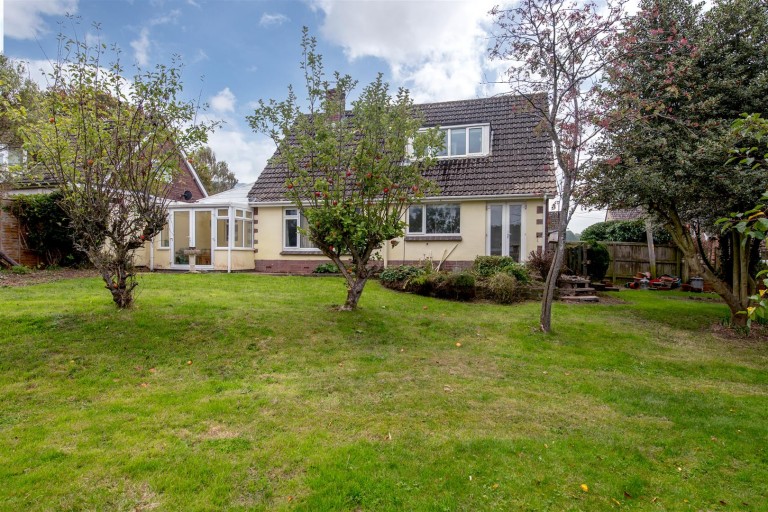 Images for 16 Church Lane, Bicknoller, Taunton