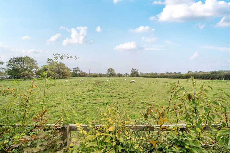 Images for Puxley Road, Old Stratford, MK19