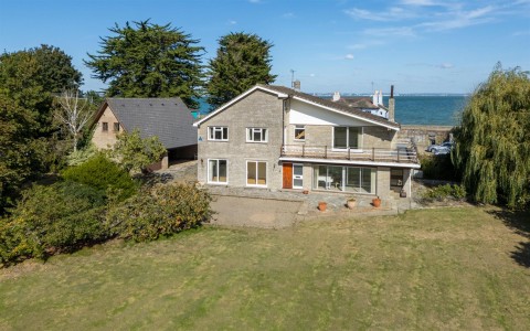 Click the photo for more details of Seaview, Isle of Wight