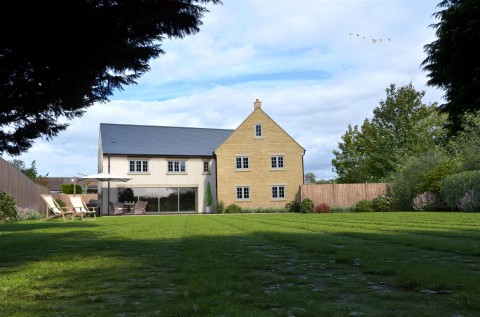 Click the photo for more details of Bridge Road, Stoke Bruerne, NN12