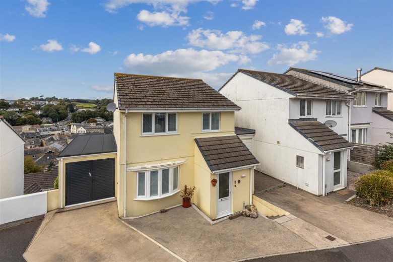 Click the photo for more details of Vincents Road, Kingsbridge