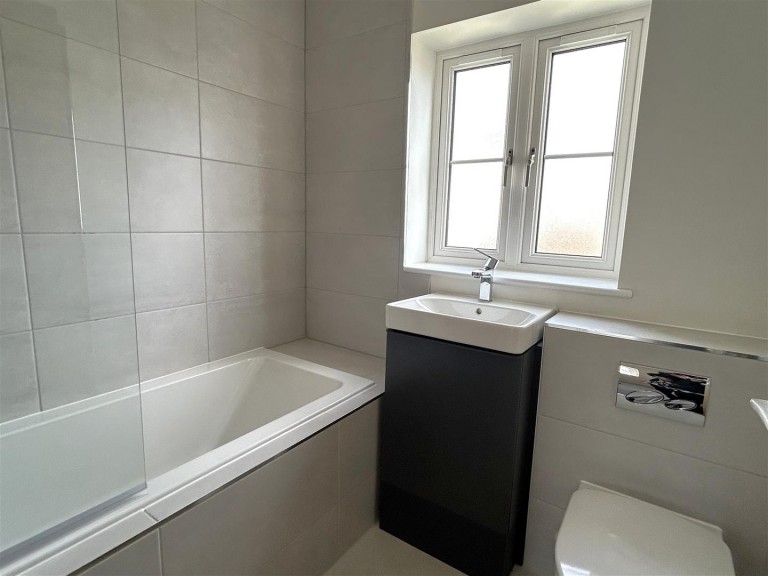 Images for Applebee Way, Lyme Regis