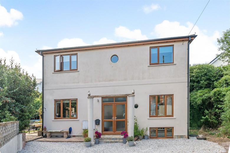 Click the photo for more details of Paradise Road, Teignmouth