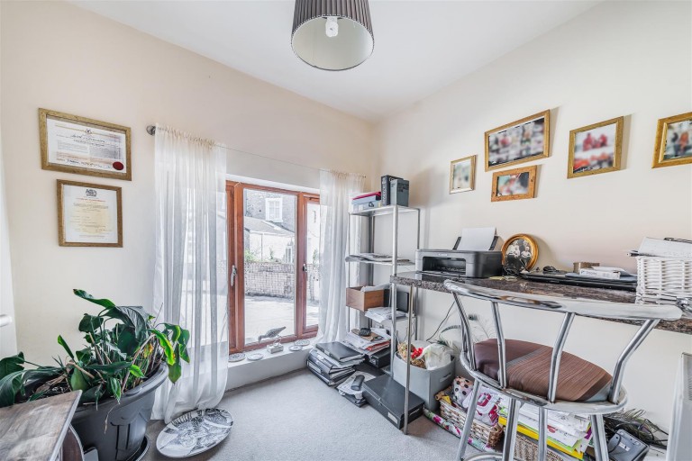 Images for Paradise Road, Teignmouth