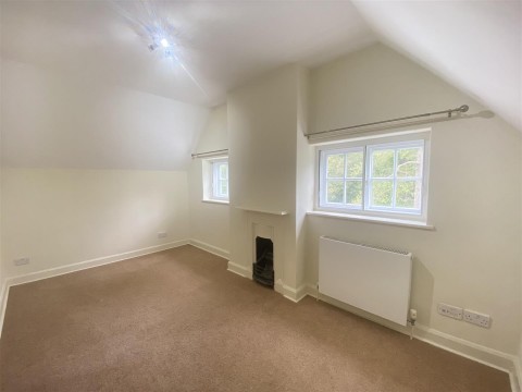 Click the photo for more details of Purse Caundle