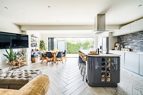 Click the photo for more details of Kennel Lane, Paulerspury, NN12