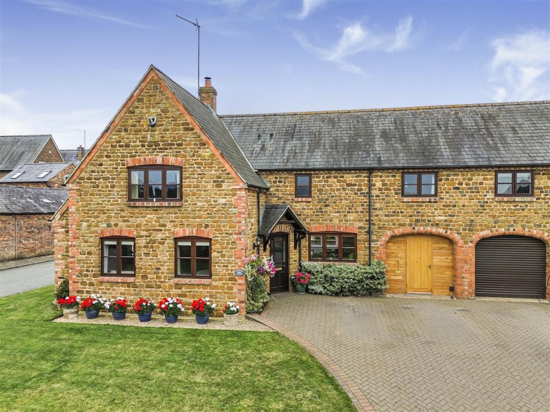 Click the photo for more details of Folly Lane, Little Brington, Northampton, NN7