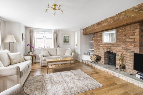 Click the photo for more details of Folly Lane, Little Brington, Northampton, NN7