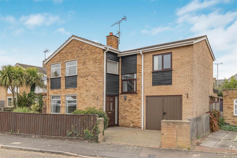 Click the photo for more details of Linton Close, Newmarket