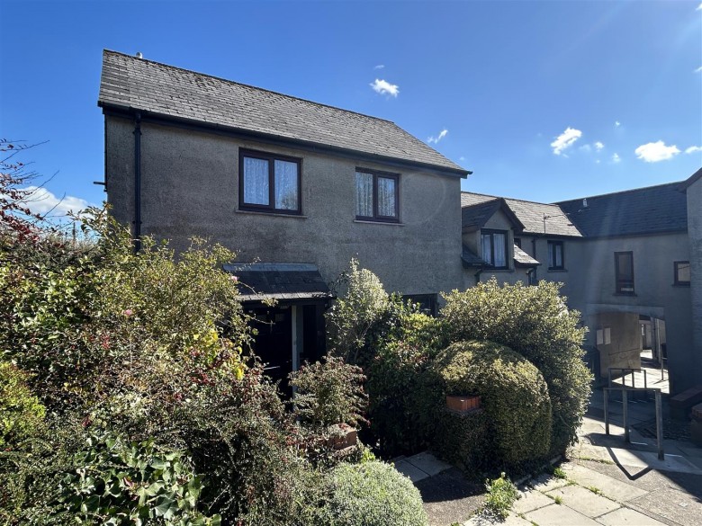 Click the photo for more details of South Molton