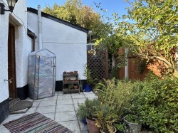 Images for Wembworthy