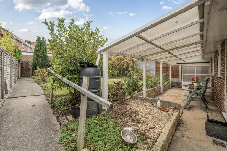 Images for Lime Tree Avenue, Yeovil